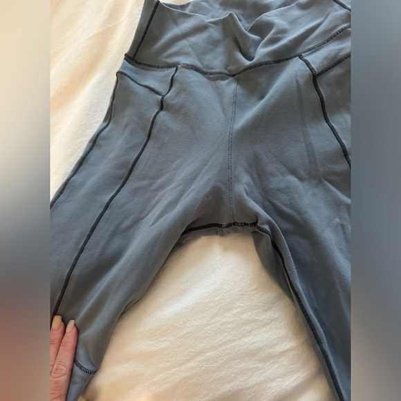 Blue Alo yoga leggings - Picture 3 of 6